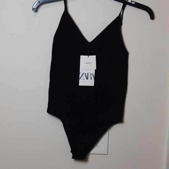 Zara seamless lace bodysuit - Picture 6 of 11